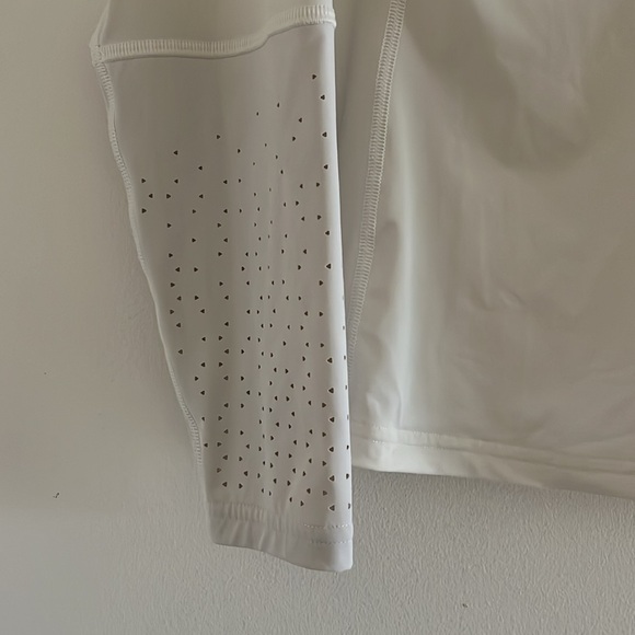 Lululemon Coastline Rashguard - Picture 4 of 4